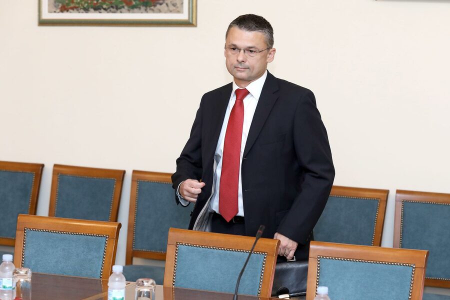 Grmoja: Sabljak ponovno udaljen s posla