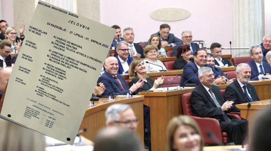 Mladen Pavković: Dok ljetuju, poskupio im ručak!