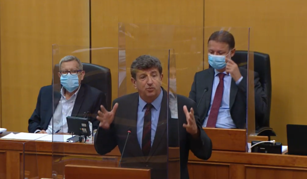U jednom danu, u Saboru, na raspravi tri važna Zakona ....