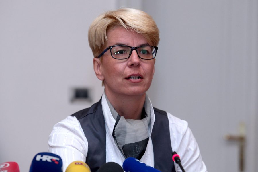 Ustavna stručnjakinja o “pravu na virus”: Imate ga, ali u svoja četiri zida