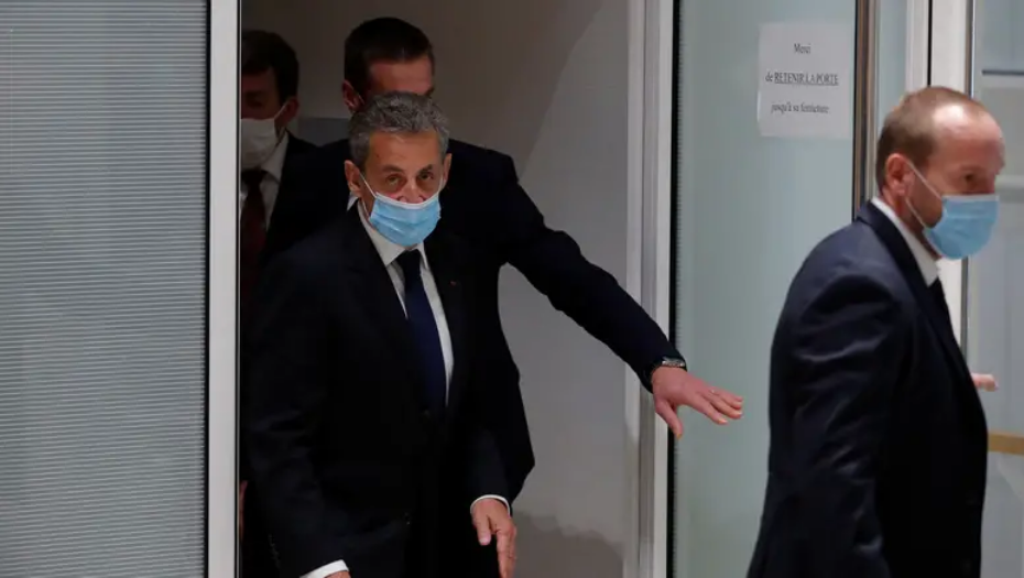 Sud proglasio bivšeg francuskog predsjednika Sarkozyja krivim, dobio je tri godine zatvora