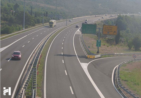 HAK: Povećan promet i gužve na glavnim cestama zbog radova i nesreća