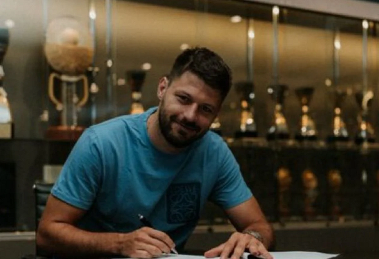 Bruno Petković ostaje u Dinamu do 2026.: Kapetan kluba oduševio navijače produljenjem ugovora