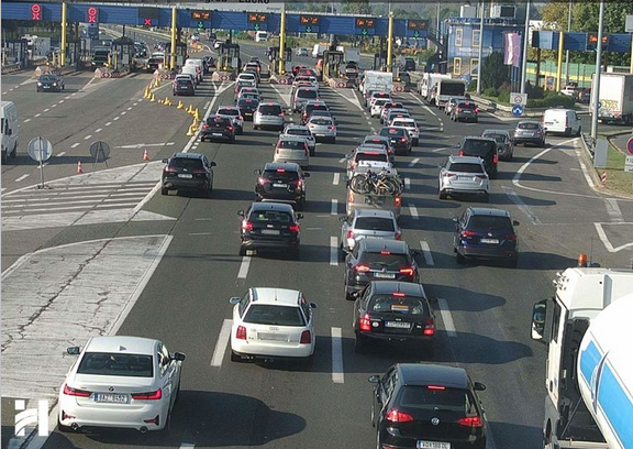 Prometne poteškoće i radovi na cestama: Zastoji i izmjene pravaca u cijeloj Hrvatskoj