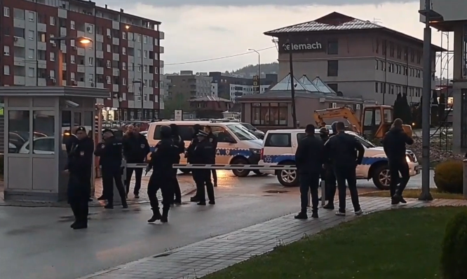 Zgrada pod nadzorom specijalaca: Koalicija traže uhićenje Dodika i nove istrage