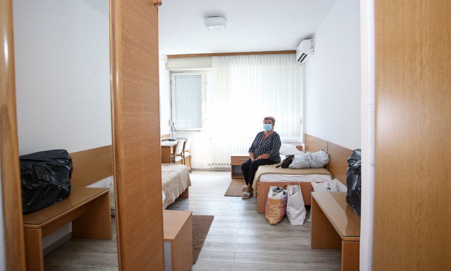 Godinu dana od potresa u Zagrebu: 58 obitelji u kontejnerima, gotovo 200 ljudi u hostelu