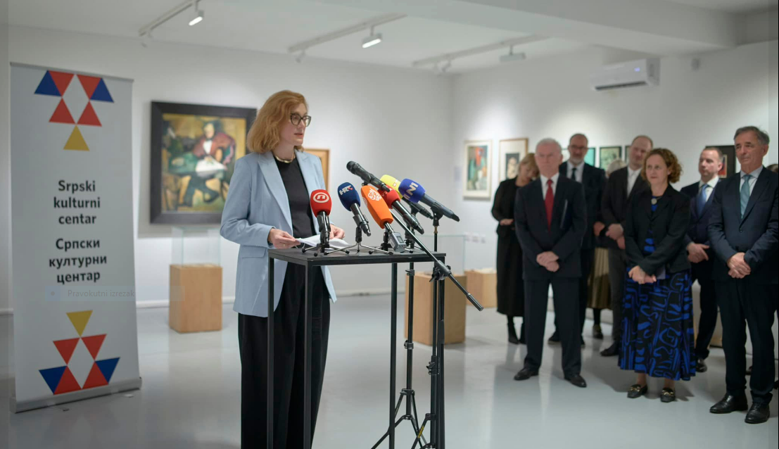 Kao što je Mesić dijelio „šakom i kapom“ državne dokumente Hagu, tako  Plenković dijeli „šakom i kapom“ hrvatske novce „Srpskom svetu“!?