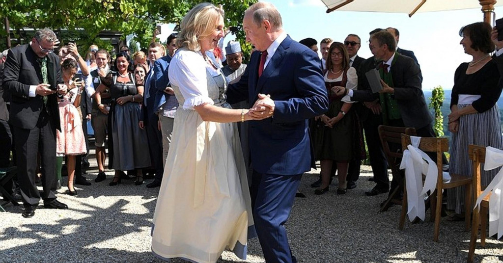 VRAĆENA USLUGA Putin joj to nije zaboravio: U inat cijeloj Europi s njim je zaplesala, a sad je postala direktorica u Rosnjeftu