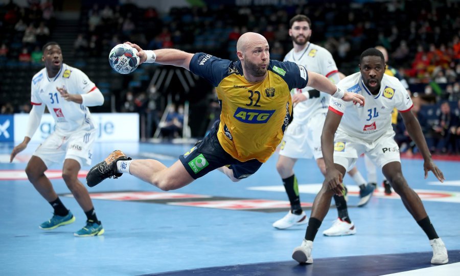 NOVA DRAMA NA EURU  Šveđani izborili finale preko Francuske; junak Skandinavaca je vratar Palicka, zabio tri gola, ali i obranio zicer u zadnjim sekundama