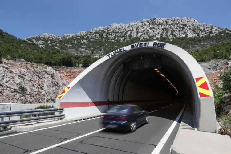 Teška nesreća kod Svetog Roka,  dvije osobe poginule