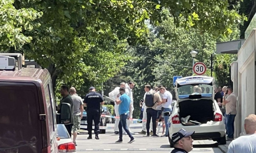 Srpski policajac upucan ispred izraelskog veleposlanstva: “Ovo je teroristički napad”