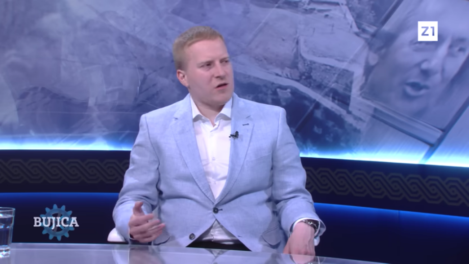 Tešanović u Bujici: Vučić i Vulin su pervertiti koji orgijaju, Brnabićka je velika sramota za moj narod, a Pupovac etnobiznismen i Jugoslaven, koji najviše šteti Srbima!