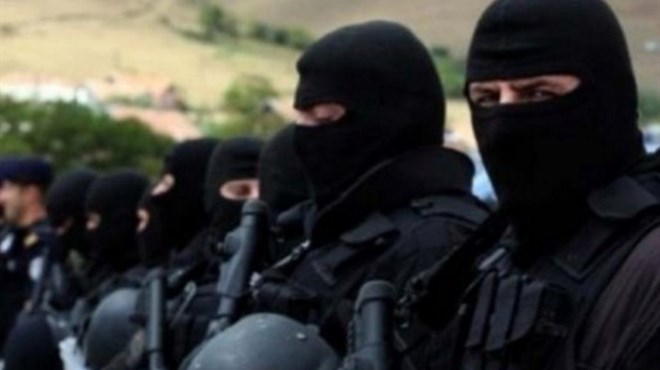 SIRENE ZA UZBUNU I BARIKADE NA SJEVERU KOSOVA!