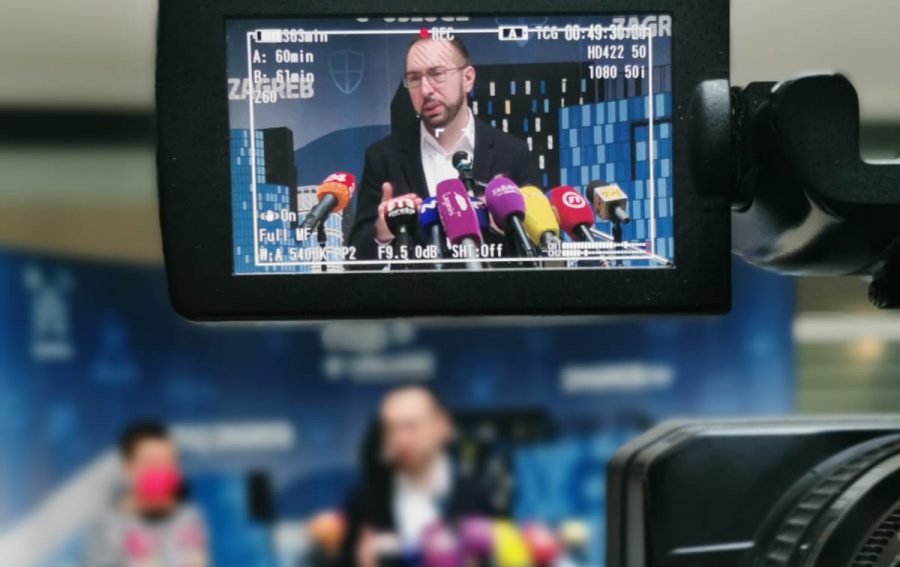 Tomašević: Smanjili smo kašnjenje u plaćanju školama