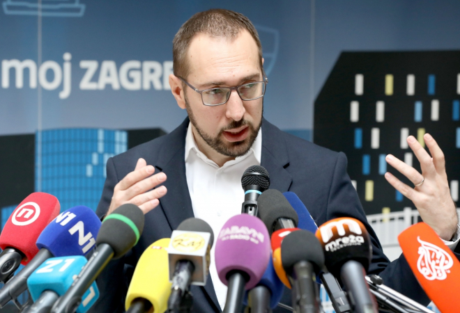 TRESLA SE BRDA, RODILO SE ‘NIŠT’? Šokantan podatak pokazuje da je Tomašević pao na ‘zlatnom obećanju’?