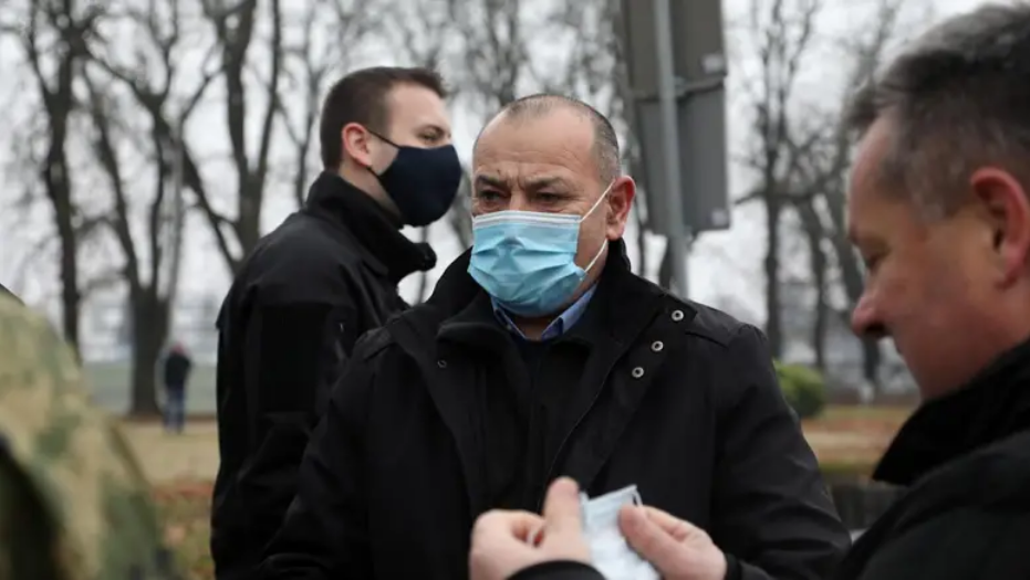 'U narednih 20 dana realizirat ćemo proces smještaja ljudi u mobilne kućice i kontejnere'