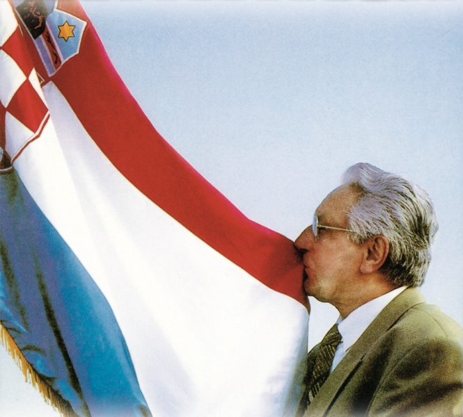 Na današnji dan 07. kolovoza 1995. godine, Vojna operacija „Oluja” ’95 u bivšim sektorima sjever i jug je završena, a ustavno-pravni poredak i nadzor nad tim hrvatskim područjima potpuno su uspostavljeni