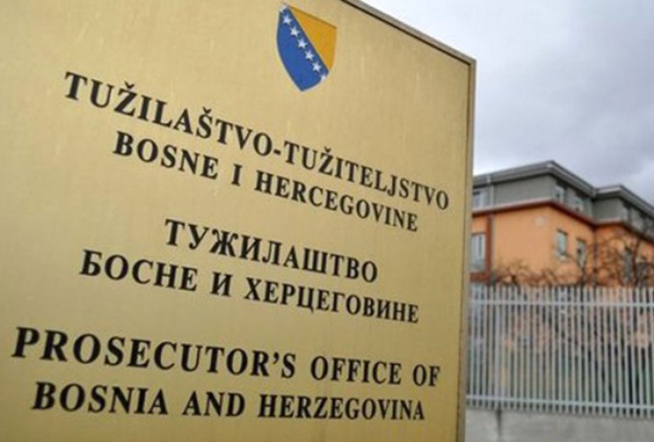 Optužnica za genocid: Sedam bivših pripadnika vojske bosanskih Srba suočava se s pravdom za zločine u Srebrenici