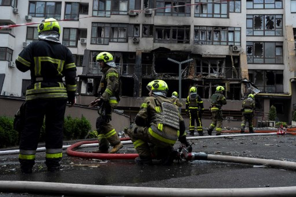 Novi val razaranja: Rusija raketira Kijev, Ukrajina uzvraća dronovima – najveći napad od početka invazije