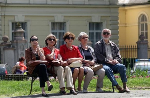 Evo što se od 1. kolovoza mijenja za umirovljenike: Sabor je izglasao izmjene ZMO