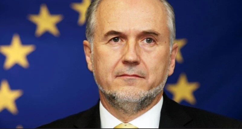 Inzko iskoristio ovlasti, nametnuo zakon o zabrani nijekanja ratnih zločina