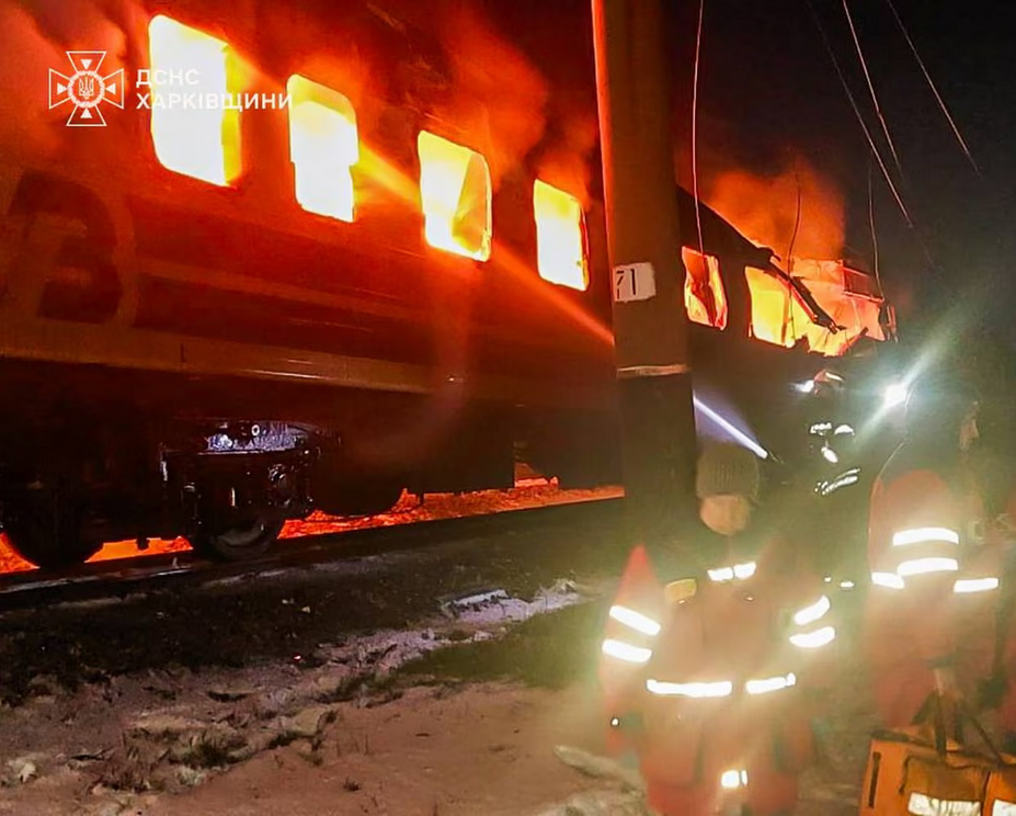 Napad dronom na putnički vlak u Harkivskoj regiji: Najmanje četiri poginule osobe