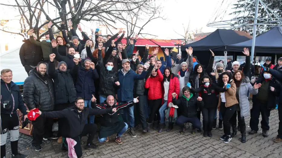 Juneći ragu i fotografija za kraj: Kuhari volonteri idu iz Petrinje
