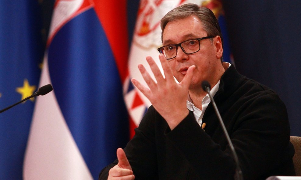 Vučić opet upro prstom u Hrvatsku pa ustvrdio: 'Srpska vojska je sada snažnija'
