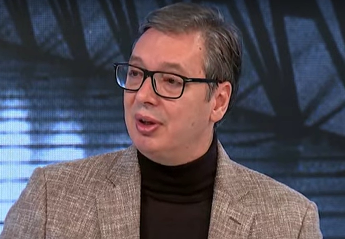 Vučićeva paranoja na sve hrvatsko: Kad se drma stolica, Hrvati su krivi