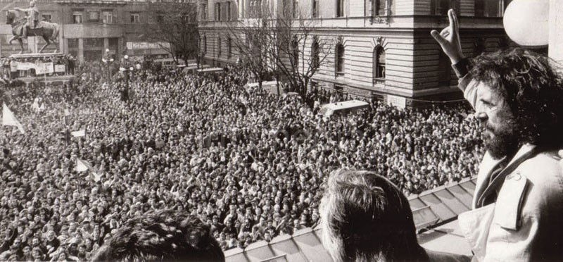 Kako su četnik Vuk Drašković i "demokratska opozicija" Srbije u ožujku 1991. rušili nacionalsocijalistički režim Slobodana Miloševića