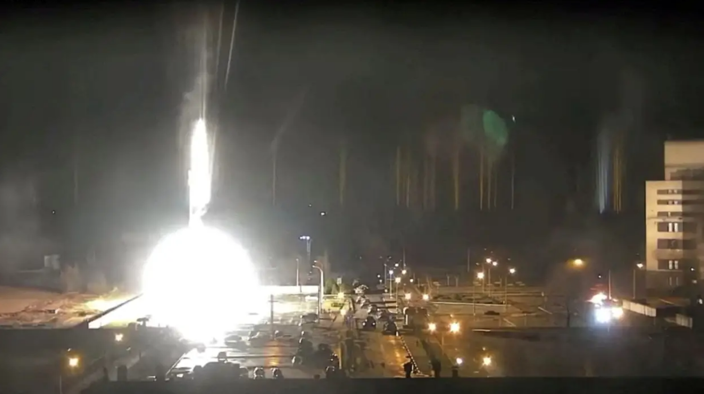'Rusi ispaljuju rakete iznad nuklearke Zaporožje! Svijetu prijeti nuklearna katastrofa'