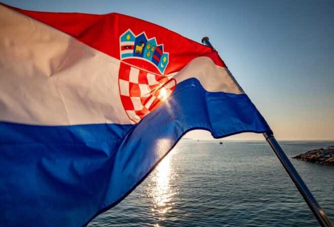 Izvjesimo zastave RH u znak zajedništva i borbe s COVID-19