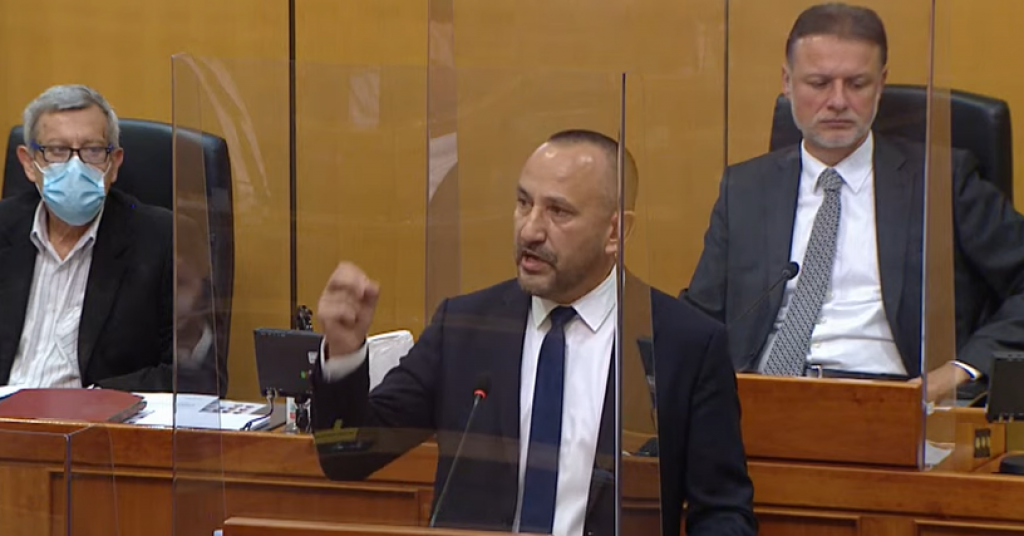 Suverenisti izbacuju Hrvoja Zekanovića iz stranke, on odgovara: ‘Opet bih sve učinio isto‘