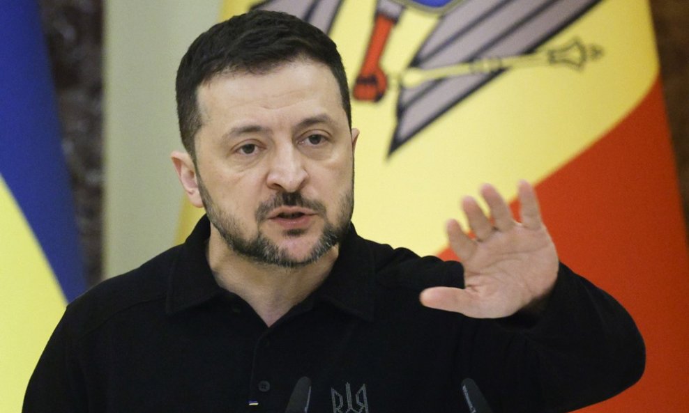 Zelenski: Ne prihvaćamo nikakve sporazume sklopljene bez nas