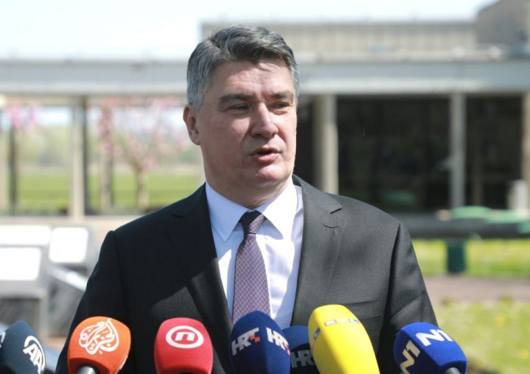Milanović Kosanoviću: ‘Jeste li ovdje kao novinar ili političar?’