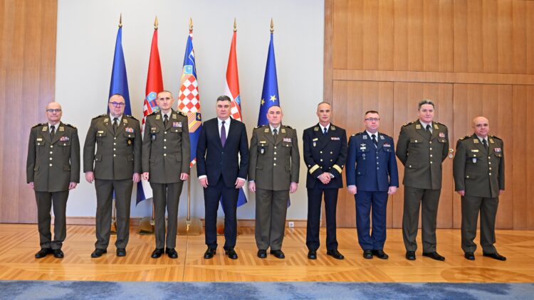 Milanović se sastao s vrhom vojske