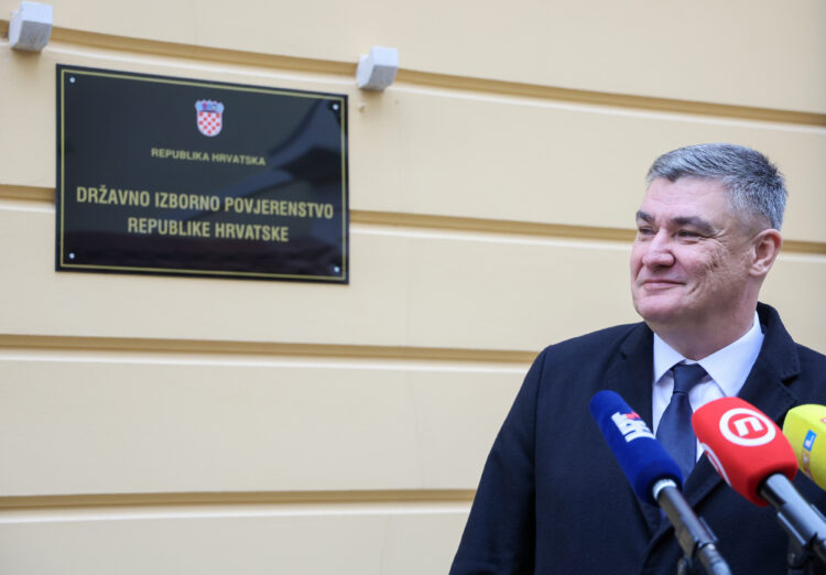 Poznato koliko je potpisa prikupio Milanović