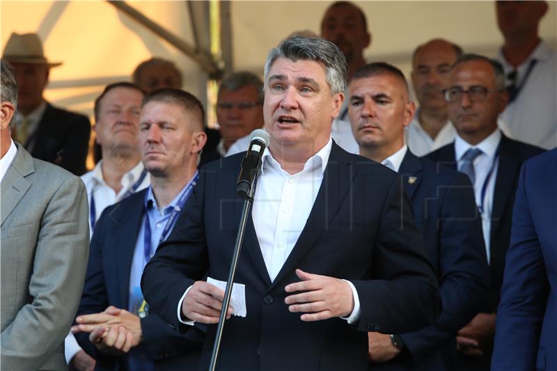 Sankcije zapada neće naškoditi Rusiji, ali jesu nama