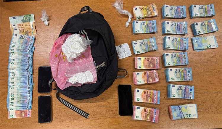 Policijska zasjeda u Đakovu: Uhvaćeni pri primopredaji droge, zaplijenjeno 618 grama kokaina i gotovo 18.000 eura