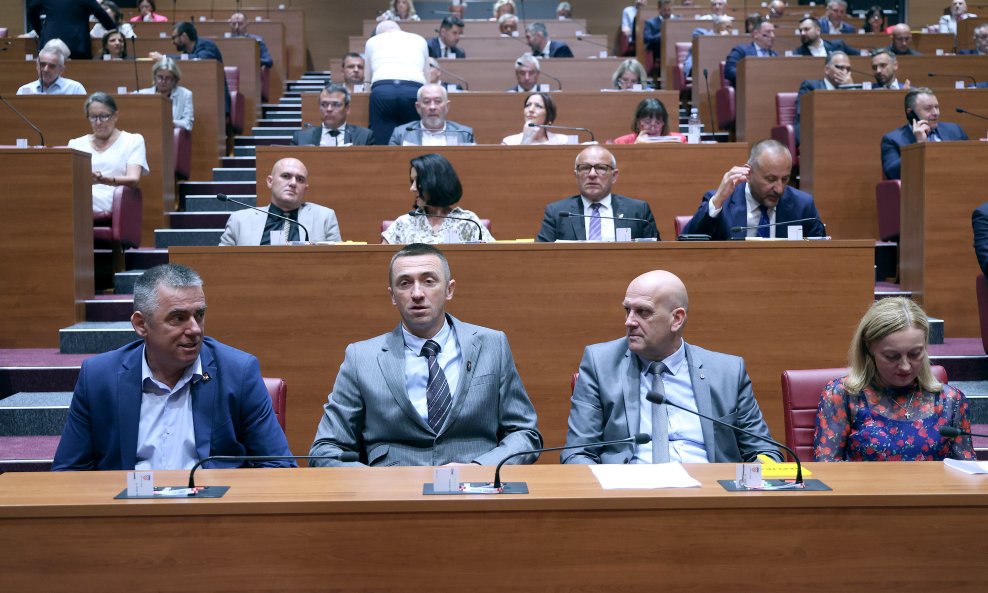 Usvojena Rezolucija o Hrvatima u BiH: Samo jedna zastupnica bila protiv