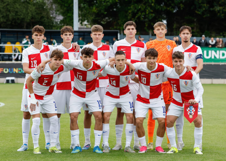 HRVATSKA  U-19 RAZBILA SRBIJU: Mladi Vatreni s 3:0 svladali Srbiju i prošli u polufinale Europskog prvenstva