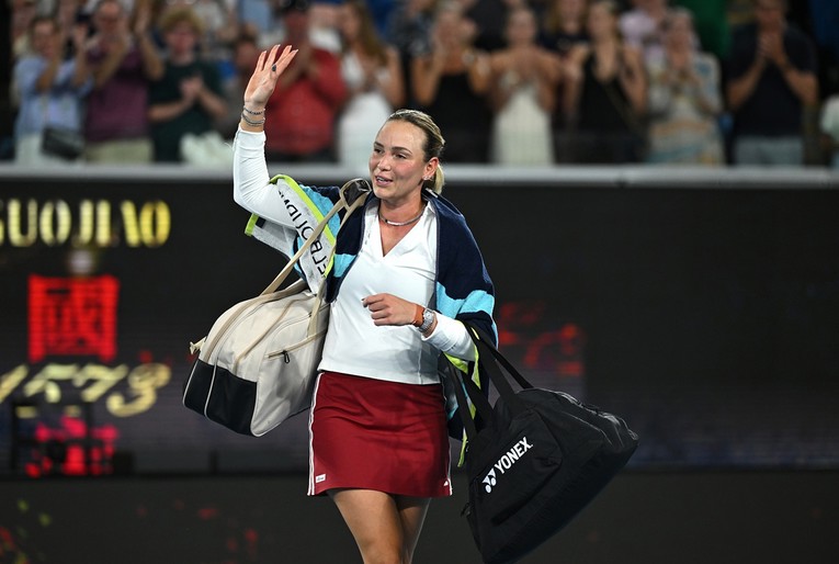 Nevjerojatan podvig Donne Vekić: Od "sretne gubitnice" do najvećeg trofeja karijere u Londonu