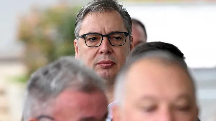 'OČEKUJEMO UHIĆENJA' / Vučić pao, tajkuni bježe u Rusiju i S. Arabiju: Privatni avioni polijeću, milijuni se izvlače?