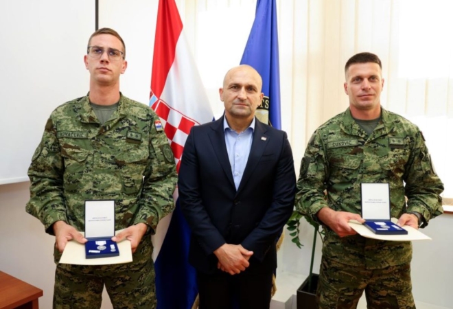Nevjerojatno herojstvo hrvatskih vojnika u Litvi: U zapaljenom autu je bio čovjek