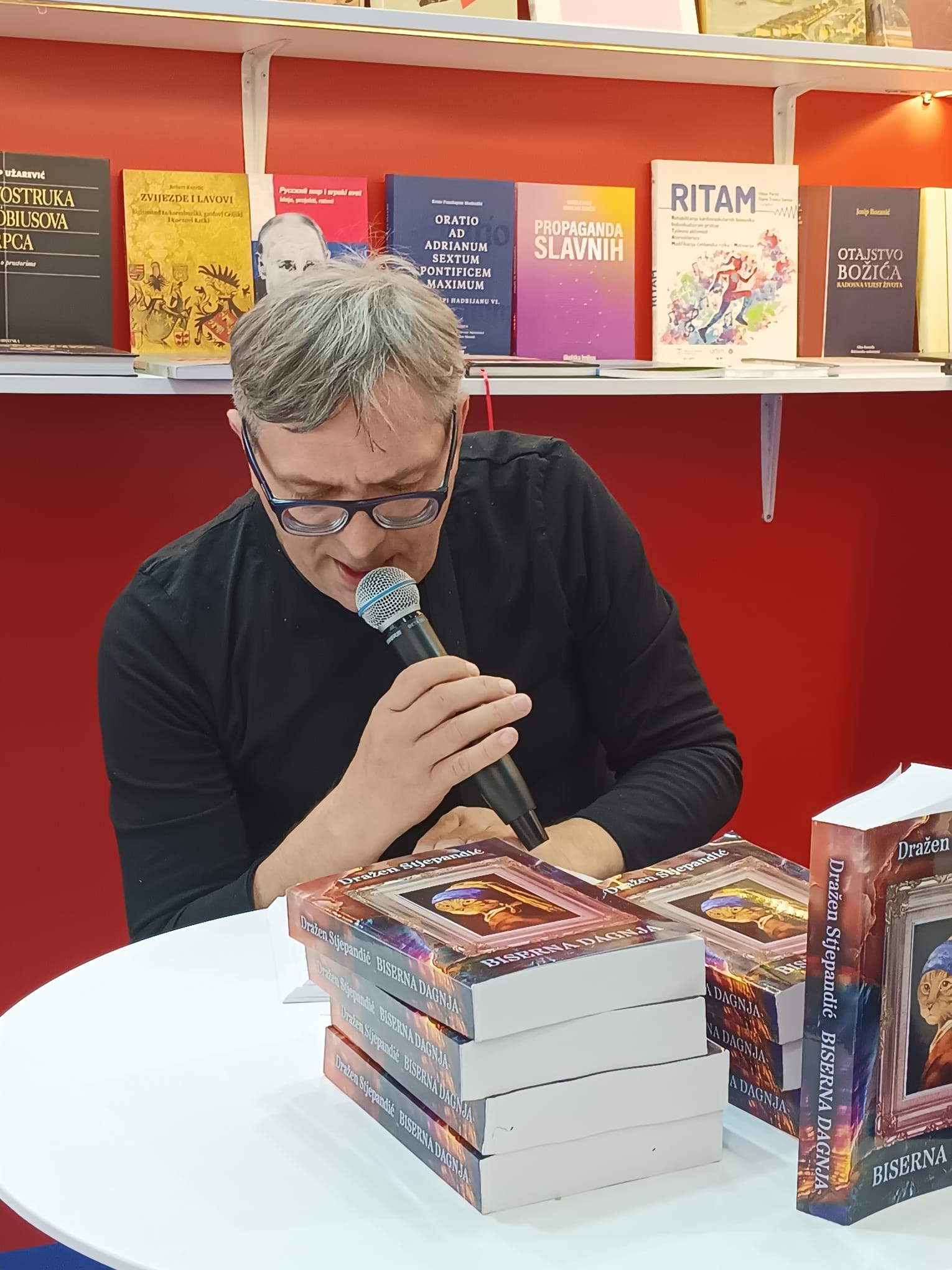 Dražen Stjepandić: 'Naša se kultura u Frankfurtu diskretno dobro nosi, ali pravila igre su neumoljiva'