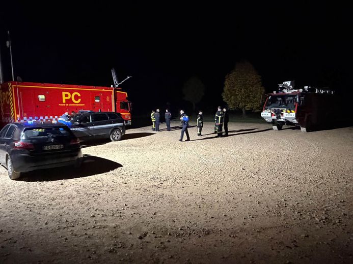 Francuski borbeni zrakoplov srušio se tijekom povratka u bazu: Jedan član posade poginuo, za drugim traje potraga
