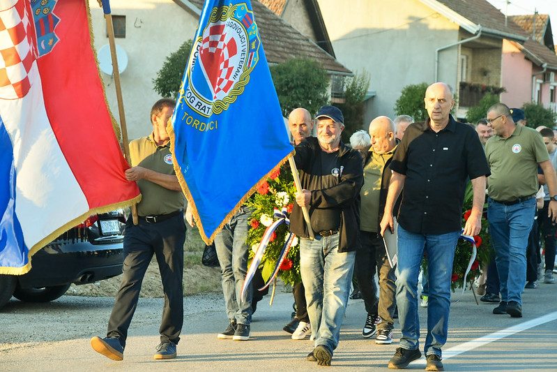 Suzama zalivena 35. obljetnica u Antinu: Sjećanje na mučki ubijene mještane i živa riječ svjedoka ratnog užasa