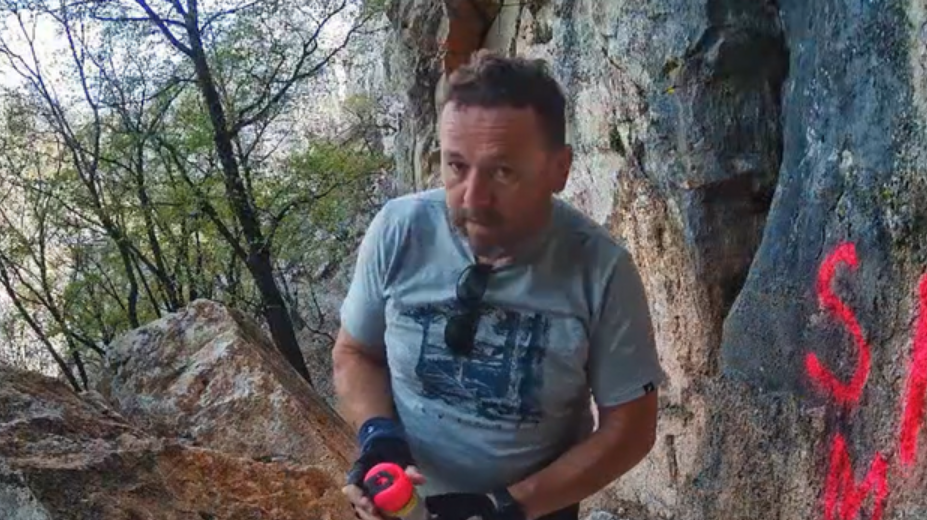 Policija traži muškarca zbog grafita u Paklenici: Objavljena fotografija osobe povezane s oštećenjem imovine