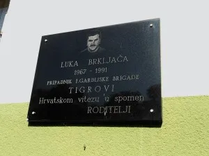 Tigar iz Biograda na novogradiškom bojištu: 35 godina od smrti Luke Brkljače