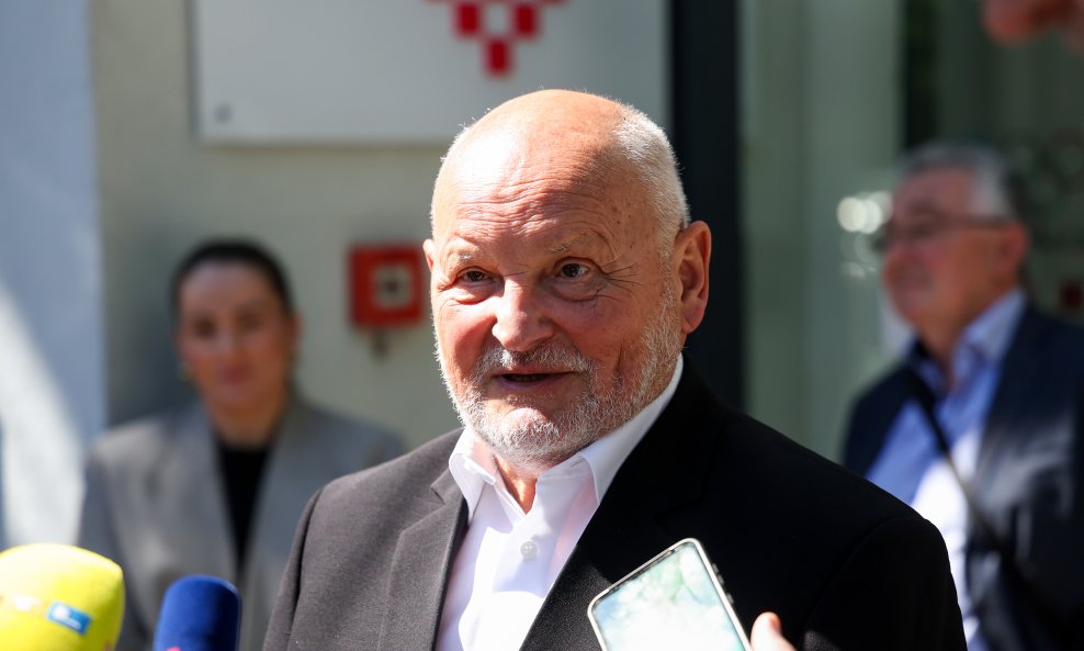 Zlatko Mateša podnio ostavku s mjesta predsjednika HOO-a!